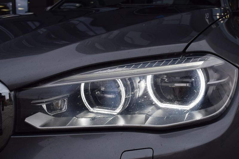 BMW X6 (2015) 40d Xdrive/Navi/větraná sed - fotka 4 z 35