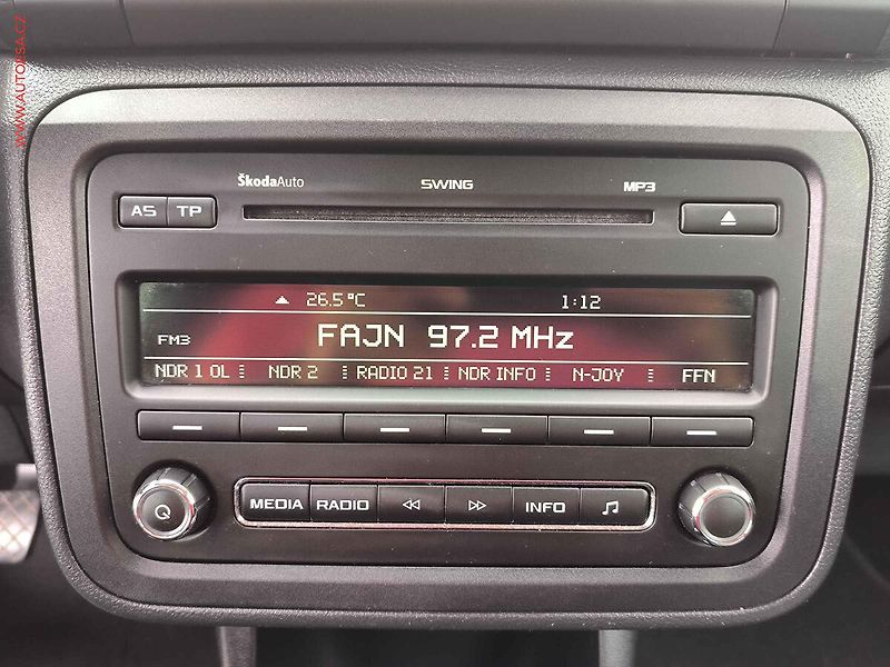 Škoda Fabia (2013) 1.2 TSi, Ambition, výhřev sed - fotka 11 z 16
