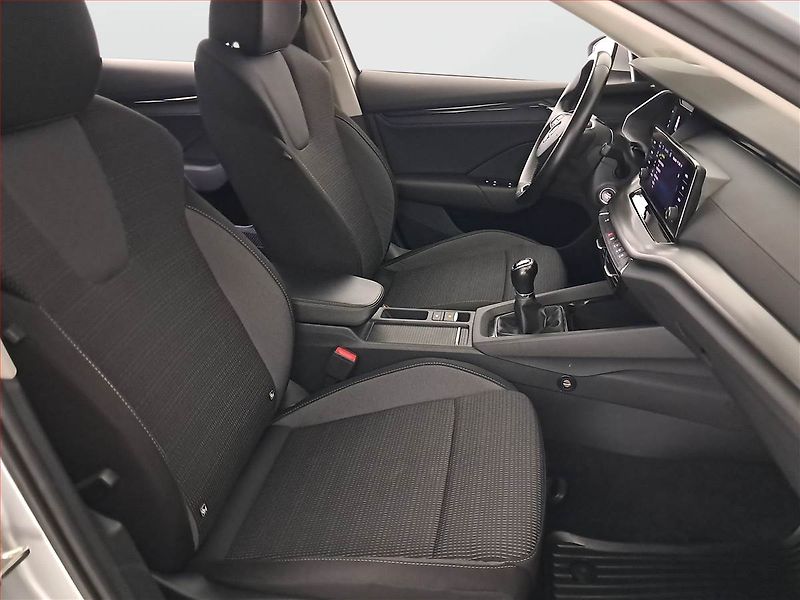 Škoda Octavia (2022) Ambition 2.0 TDI, ČR,1.maj - fotka 9 z 22