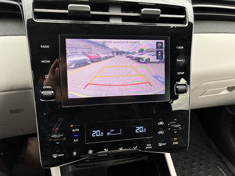 Hyundai Tucson 1.6T-GDi 110kW SMART AUTOMAT - fotka 19 z 31