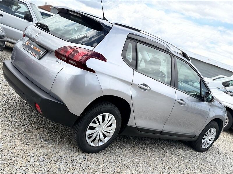 Peugeot 2008 1,2 81kW AUTOMAT,NAVI,NOVÉ ČR - fotka 5 z 32