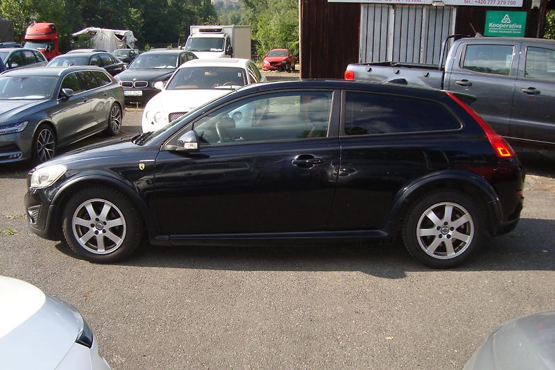 Volvo C30 (2010) 1.6d - fotka 4 z 63