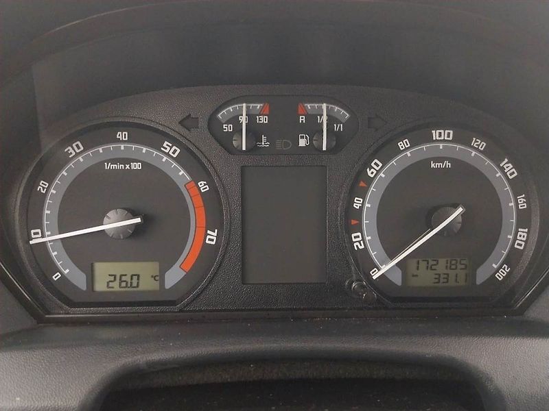 Škoda Fabia (2004) Elegance 1.4 16V, Serv.kniha - fotka 11 z 18