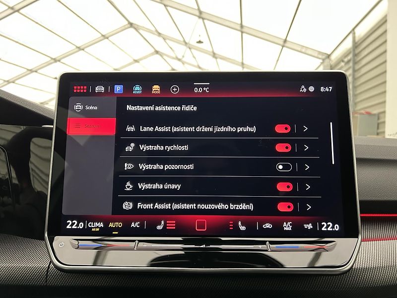 Volkswagen Golf 2.0 TSI GTI - fotka 14 z 31