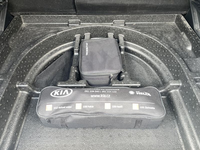 Kia Sportage (2017) 1,7CRDi 7DCT ECO Dynamic   - fotka 27 z 29