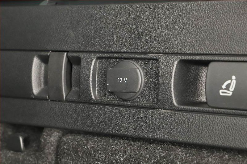Škoda Superb (2022) Style 2.0 TDI - fotka 21 z 21