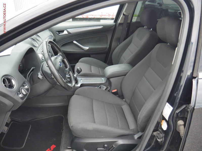 Ford Mondeo (2011) 2.2 TDCi, servis.kniha - fotka 9 z 19