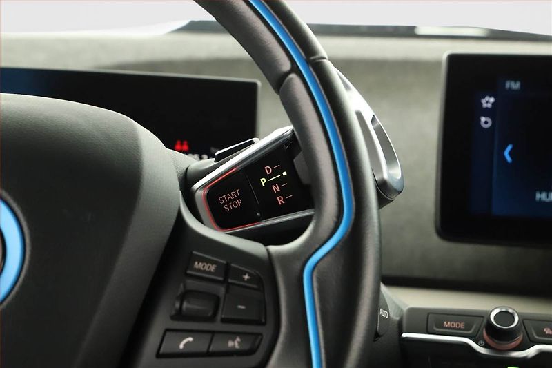 BMW i3 (2021) 120Ah BEV, SoH 91% - fotka 13 z 17