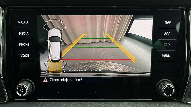 Škoda Kodiaq 2.0 TDI DSG 4x4 Style - fotka 12 z 30