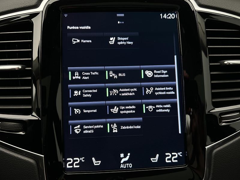 Volvo XC90 T8 AWD INSCRIPTION 7 MÍST AUT - fotka 34 z 49