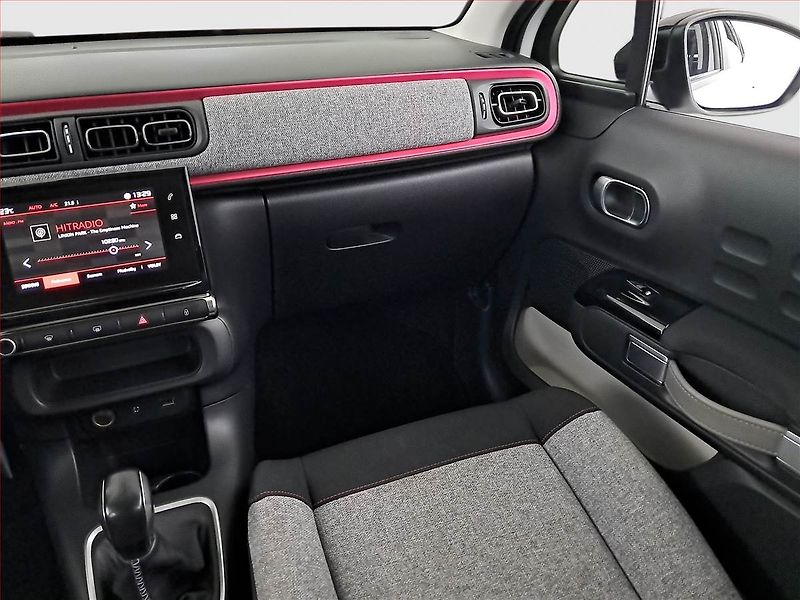 Citroën C3 (2018) 1.2 PureTech, ČR,1.maj - fotka 8 z 15