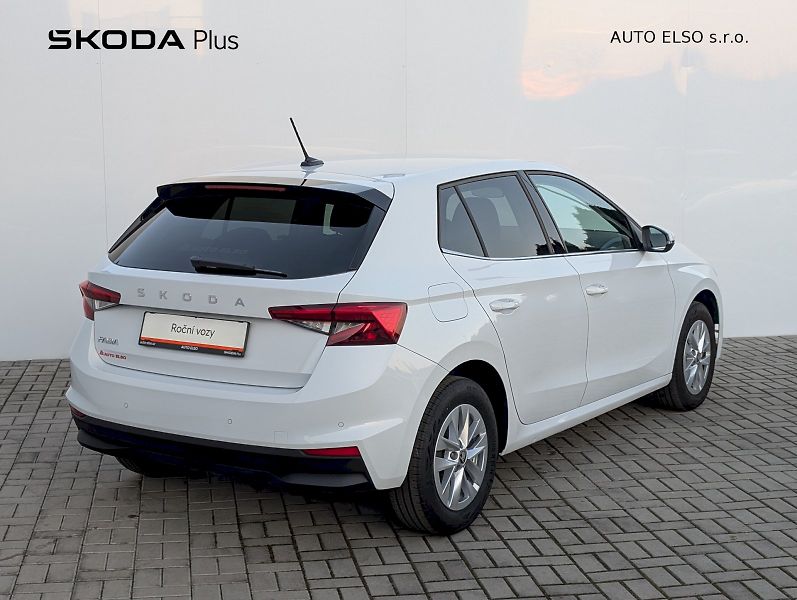 Škoda Fabia (2024) 1.0 TSI / 70 kW Top Selection - fotka 2 z 30