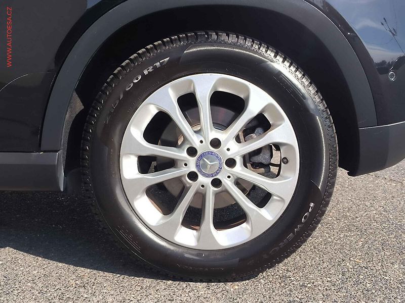 Mercedes-Benz GLA (2016) 2.2CDi 200d 4Matic, ČR - fotka 23 z 24