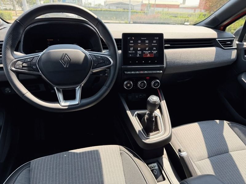 Renault Clio (2025) techno Eco-G 100 - fotka 14 z 21