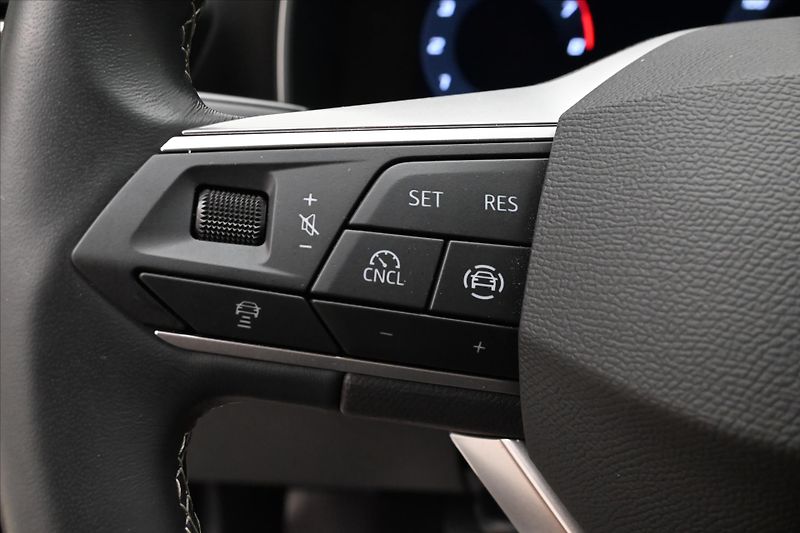 Seat Leon 1,5 TSI 85kW Style Záruka až 5 - fotka 23 z 30
