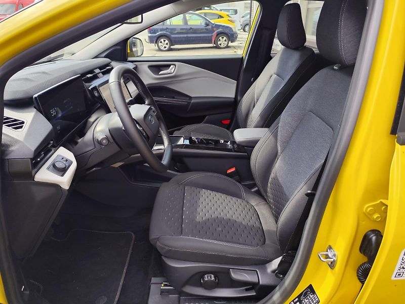 Ford Puma (2025) Gen-E, 43kWh 123kW/168k, aut. - fotka 9 z 15