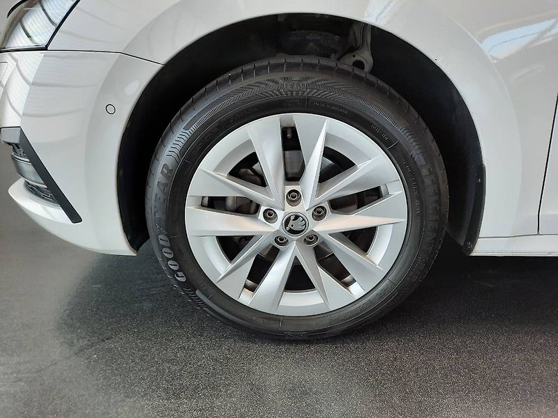 Škoda Octavia (2022) Combi Style Plus 2.0 TDI (110k - fotka 30 z 33