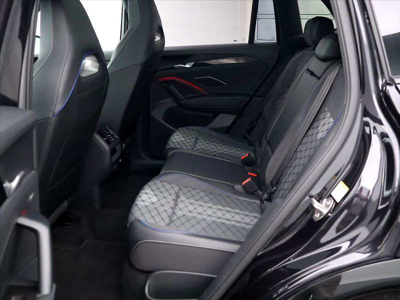 Volkswagen Tiguan 2,0 TDI 4x4 DSG R-Line CZ DPH - fotka 14 z 42