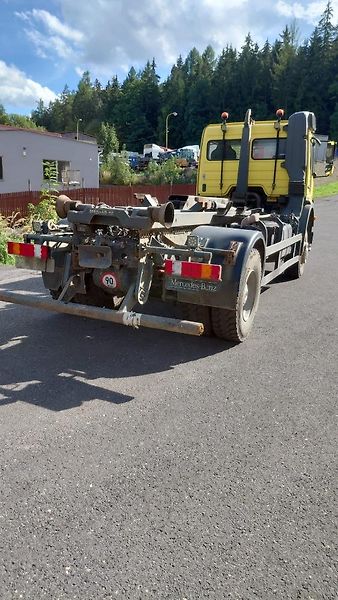 Mercedes-Benz Axor (2008) kontejner 4x4 - fotka 7 z 13