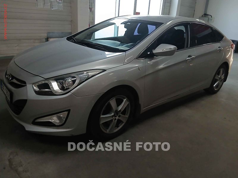 Hyundai i40 (2013) 1.7CRDi - fotka 1 z 3