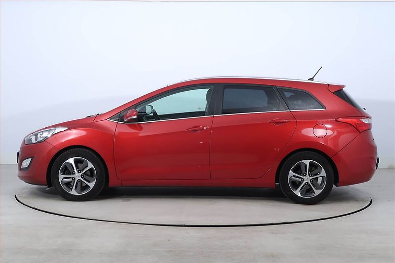 Hyundai i30 (2016) 1.6 MPI, Tempomat - fotka 3 z 18