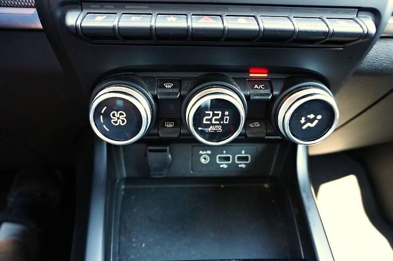 Renault Arkana (2021) INTENSE 1,6 E-TECH 105 kW - fotka 37 z 57