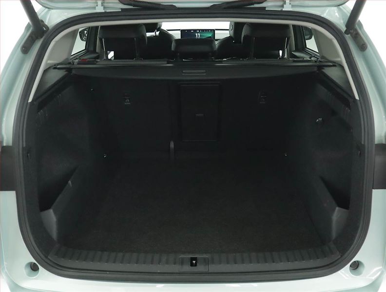 Škoda Enyaq (2022) iV 60 (62 kWh), SoH 92% - fotka 14 z 18