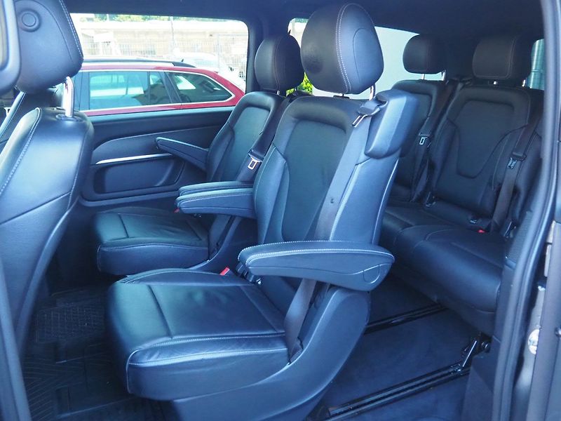 Mercedes-Benz Třídy V (2018) 250d 4Matic, 360 Kamera - fotka 11 z 38