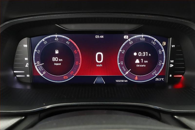 Škoda Octavia (2023) Ambition 2.0 TDI, ČR,1.maj - fotka 10 z 16