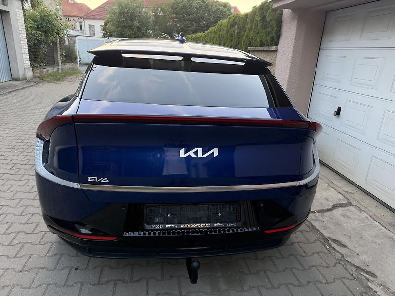 Kia EV6 (2023) PREMIUM-PLUS-AWD-SOH 96%-TOP - fotka 5 z 32