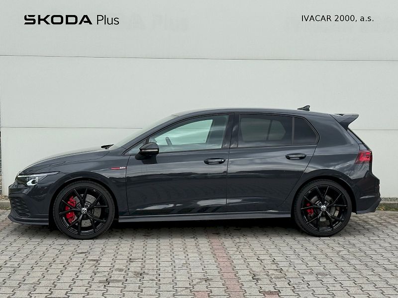 Volkswagen Golf (2023) 2.0 TSI GTI Clubsport 221 kW D - fotka 3 z 24