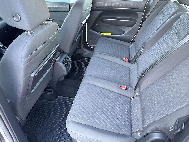 Volkswagen Caddy (2023) 2.0 TDI Life - fotka 8 z 32