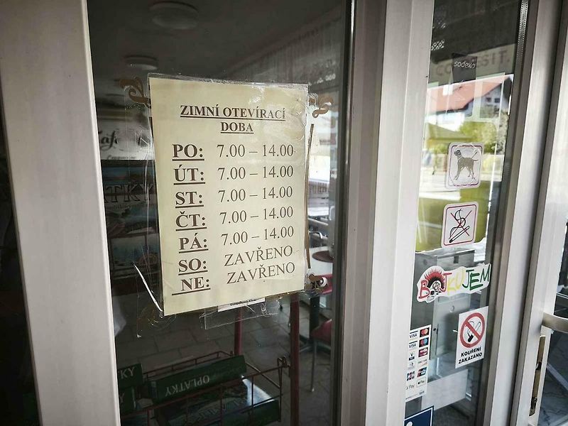 Nemohli jsme jinak a dali si vyhlášenou dršťkovou polévku za 50 korun. A nelitovali jsme.
