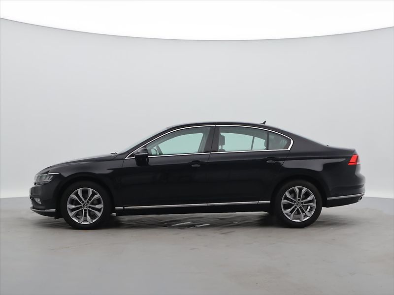 Volkswagen Passat 2,0 TDI Elegance Aut.Klima CZ - fotka 4 z 29
