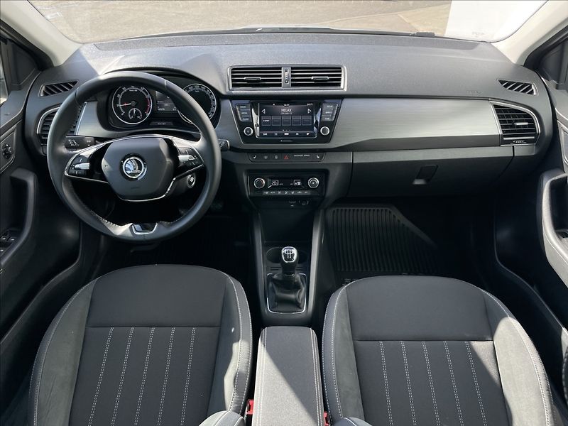 Škoda Fabia 1,0 TSI Combi Style Plus ACC - fotka 6 z 23
