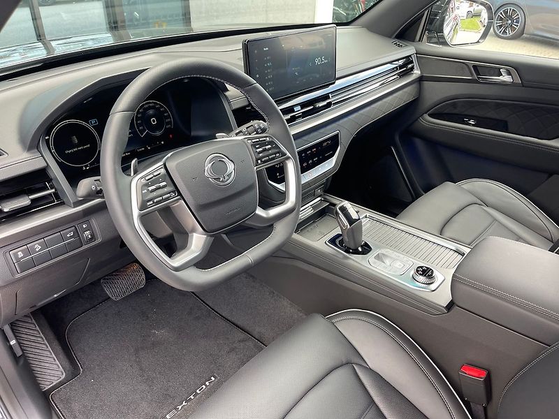 SsangYong Rexton Premium Black Edition AWD A8 - fotka 9 z 16