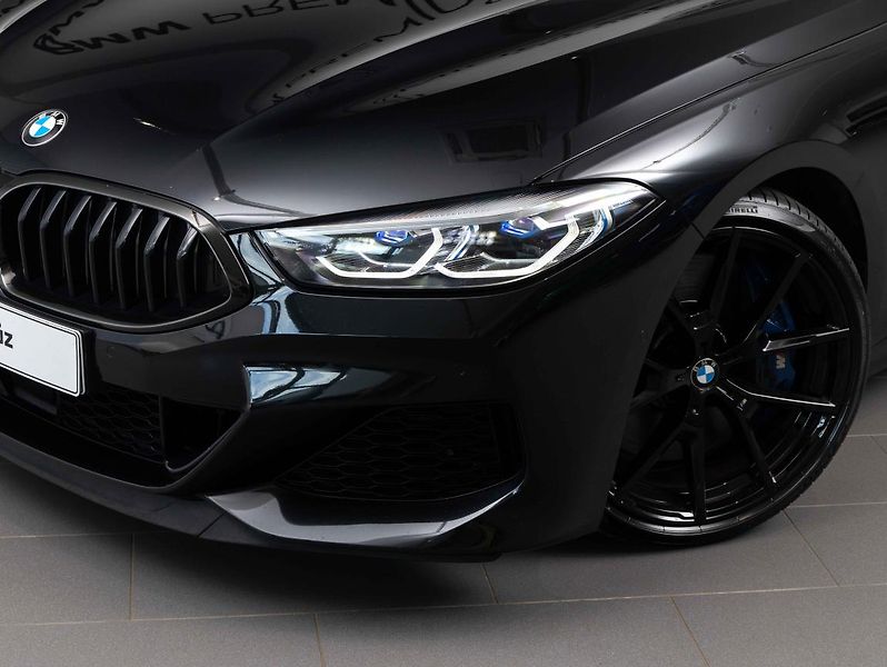 BMW Řada 8 M850i xDrive Coupe - fotka 7 z 21