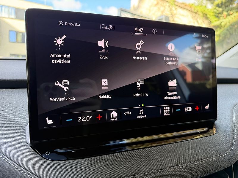 Škoda Enyaq 82 kWh / LOFT / Matrix LED/ Te - fotka 24 z 43