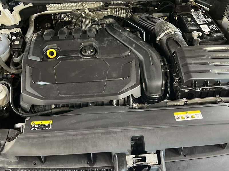 Volkswagen Touran (2021) 1.5 TSI DSG Comfortline - fotka 17 z 20