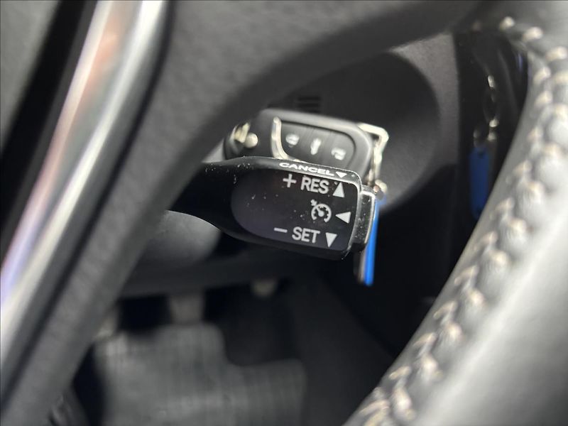 Toyota Auris 1,6 Active Trend 97kW - fotka 32 z 33