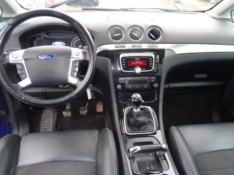 Ford Galaxy 2,0 TDCI - fotka 12 z 19