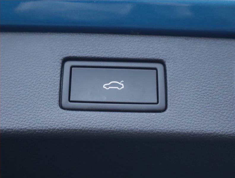 Volkswagen Arteon (2021) Elegance 2.0 TDI 4Motion - fotka 23 z 23