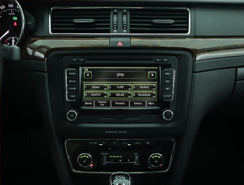 Škoda Superb (2014) 3.6 FSI V6, 4X4, Automat - fotka 12 z 18