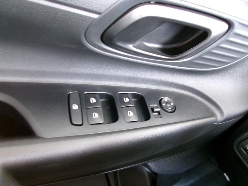 Hyundai Bayon (2025) 1.2i 58kW Wave MT - fotka 10 z 16