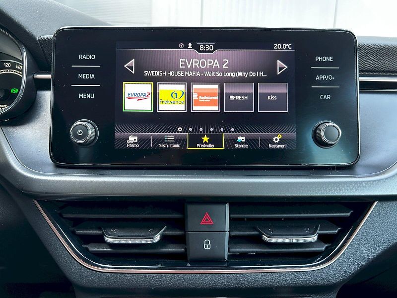 Škoda Scala (2023) 1.0 TSI 81kW DSG Style - fotka 11 z 35