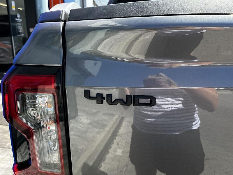 Ford Ranger Wildtrak 2.0 EcoBlue Bi-Turbo - fotka 8 z 42