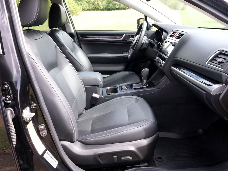 Subaru Outback 2,5 i 129kW Aut. AWD Kůže CZ - fotka 13 z 39