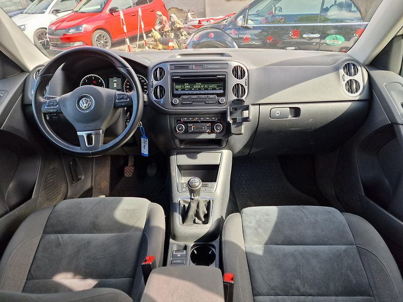 Volkswagen Tiguan 2,0TDI 103KW SPORT&STYLE  TAŽN - fotka 12 z 19
