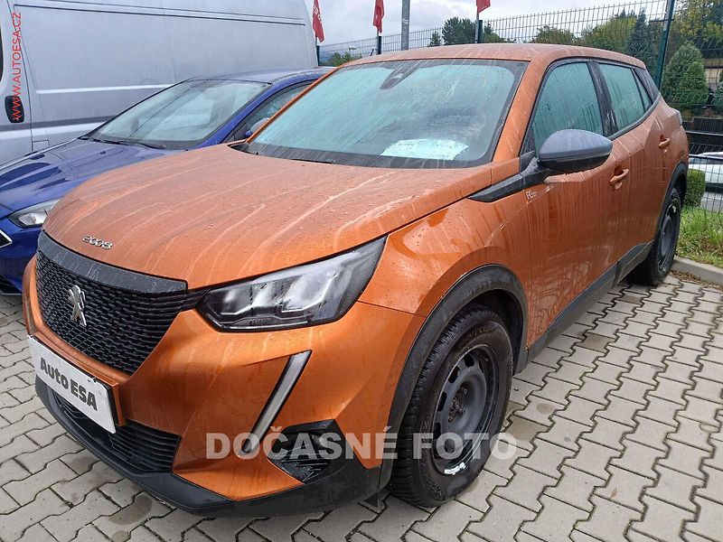 Peugeot 2008 (2020) 1.5 HDi, 2.maj,ČR, servis - fotka 1 z 3