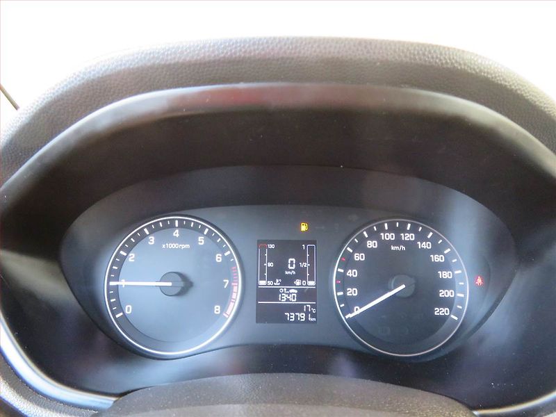 Hyundai i20 (2016) Active 1.2, Serv.kniha - fotka 11 z 14